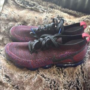 Nike Multicolor Flyknit Sneakers